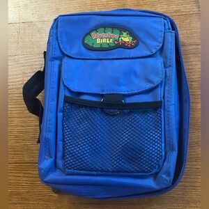 Adventure Bible Kids Blue Bible case with zipper